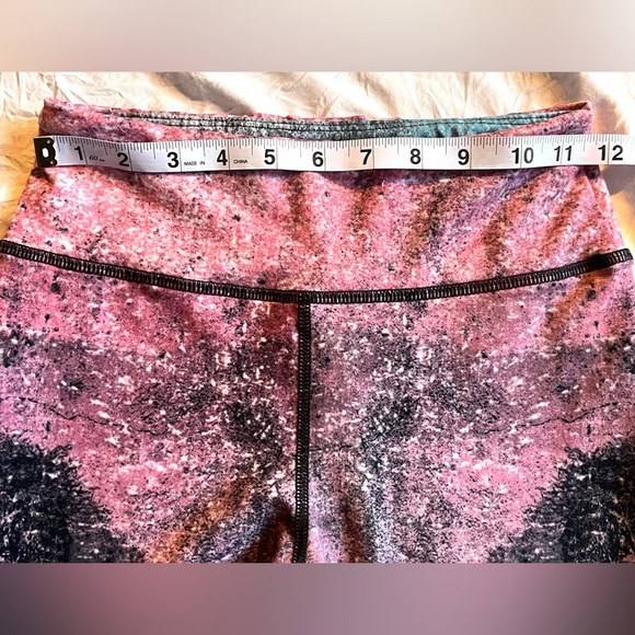 Evolution and Creation Multicolored Patterned Leggings Women’s Size Small - Picture 6 of 13